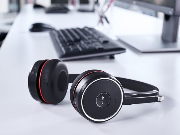 ASCII.jp：Jabra、通話中ランプも付いているワイヤレスNCヘッドセット「Jabra Evolve 75」