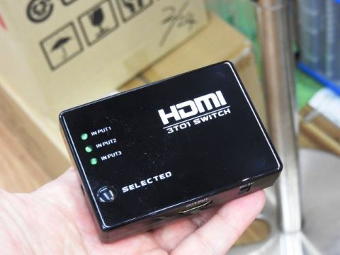 税抜999円！ とにかく安い4K/30Hz対応のHDMIセレクター | ASCII 新着