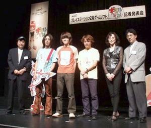 左から、ギタルマンプロジェクトチームの真保安一郎プロデューサー、下村ディレクター、326氏、岩田氏、襟川氏、小牧氏