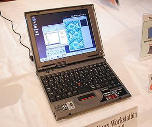 Turbo Linuxが動作しているThinkPad i Series 1124