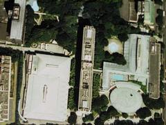 品川区の空撮写真にぐんぐん近づいて、会場の新高輪プリンスを撮影してみた