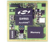 Si4905とパワーアンプ『Si4300』、メモリーを実装した携帯電話機のコア部分のサンプル