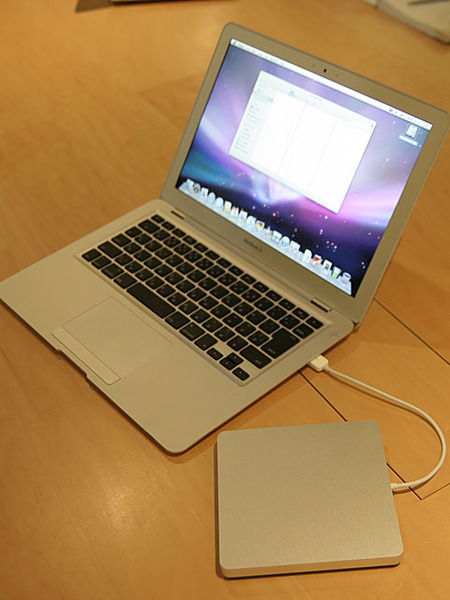 MacBook Air SuperDrive