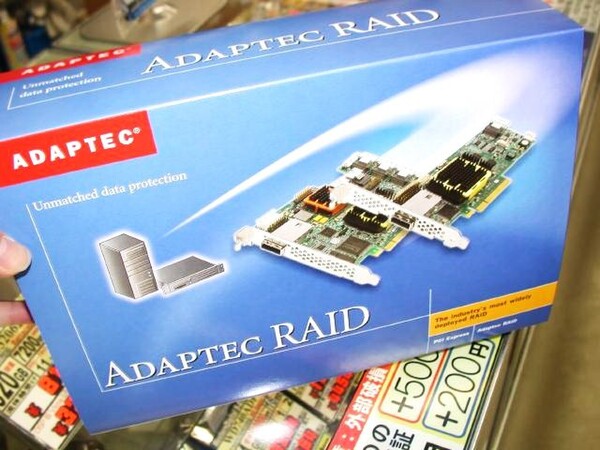 「Adaptec RAID 2405」