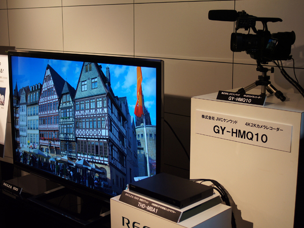 JVCケンウッドの4K2Kビデオカメラ「GY-HMQ10」の映像を表示