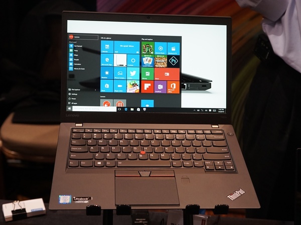 ThinkPad X1 Carbonと同等の薄さながらGeForce 930を搭載可能な14型モバイル「ThinkPad T460s」