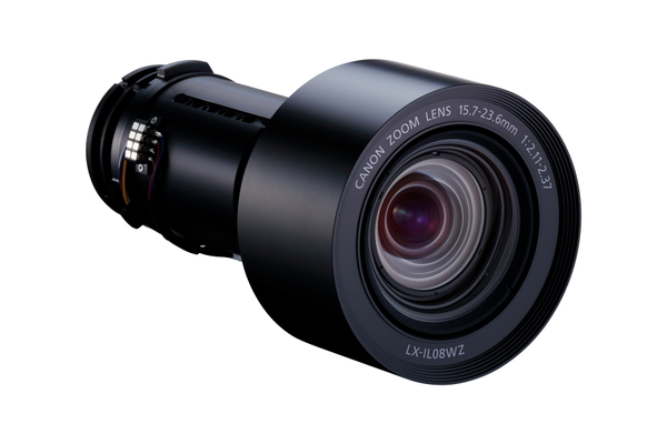 交換レンズ「LX-IL08WZ」。2.11mの距離から100インチの投射ができる