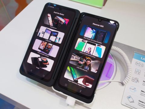外付けオプションで2画面スマホ化する「LG G8X ThinQ」実機チェック