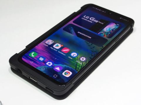 外付けオプションで2画面スマホ化する「LG G8X ThinQ」実機チェック