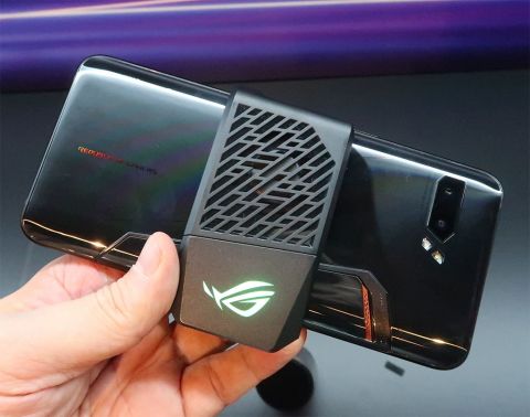 最高峰CPUに120Hz対応、最強ゲーミングスマホが再び上陸！ ASUS「ROG