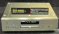 『DVD-5000-N』今回の出展社の中では唯一、DVDオーディオとSACD両対応のプレーヤーを出展していた