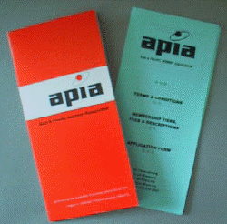 APIAのパンフレット