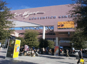 CESは、Las Vegas Hilton、Las Vegas Convention Center、Sands Convention Center、Alexis Parkの4会場で開催される。これはホームオーディオ/ビデオ、コンピューターハード/ソフトウェアなどの展示があるLas Vegas Convention Center(LVCC) 