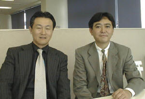 斉藤氏(左)と江藤氏(右)