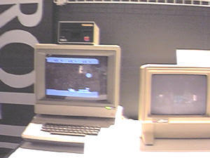PRNCOM会場の“Macintosh博物館”には立野氏所蔵のコレクションが展示。Lisaもあった