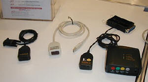 米ACTiSYS社の赤外線通信製品群。一番左はシリアル