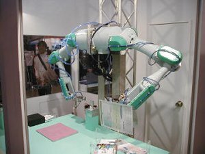  2体のロボットが協調して仕事をする双腕ロボット   