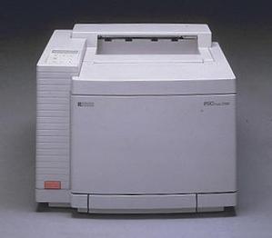 2100は、昨年7月に同社が発表した『IPSiO Color 2000』の後継機種。本体デザインは変わらないが、印刷解像度やスピードなどが向上している。