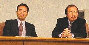 イーキャリア社長の宮内謙氏(左)と、ダイヤモンド・ビッグ社社長の安松清氏 