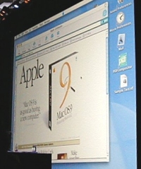 標準搭載されるInternet Explorer 5。MacOS Xの“Carbon”APIに対応している