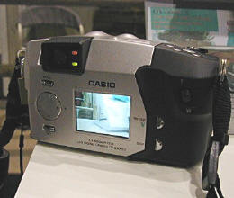 米カシオの300万画素デジタルカメラ『QV-3000EX』 