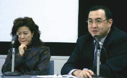 建入氏(左)はコンサルタントとして、松永氏(右)はKRPの女性起業家支援事業のサポーターとして、多くの起業家たちに出会ってきた