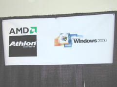 “Windows 2000”ではプレスルームのスポンサーだったAMDだが、展示会場にAMDのブースはなかった 