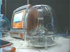 斬新なデザインのiMac用サブウーハー『iSUB』。たしかにクラゲのように見えるデザイン