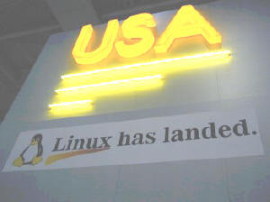 Linuxパビリオンの中央にはこんなフレーズが 