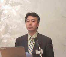 発表会場で挨拶を行なった同社文教営業統括部統括部長の岩田修氏