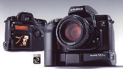 ASCII.jp：富士写真フイルム、レンズ交換式一眼レフデジタルカメラ 