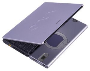 最も売れているというデスクトップ型の『VAIO J PCV-J11V5』とノート型の『VAIO NOTE PCG-SR1/BP』(BNC総研調べ) 