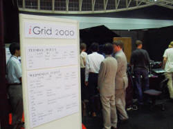 展示ブースの目玉、iGridのブースではいくつかの実験が公開されていた