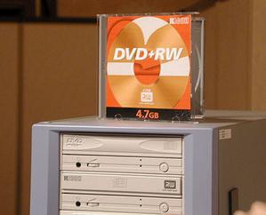 リコー製DVD+RWドライブ(下)