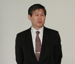 鈴木康夫代表取締役社長