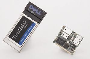 『Dell TrueMobile 1150　ワイヤレスLAN PCカード』と『Dell TrueMobile 1150 ワイヤレスLAN内蔵型カード』