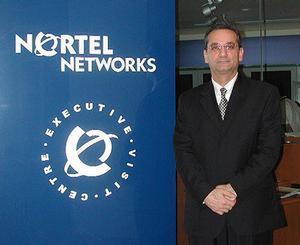 ノーテルネットワークスのアジアパシフィック地域担当バイスプレジデントのエニス・アーケル氏