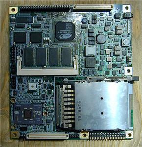 TM5800搭載の組み込み型CPUボード