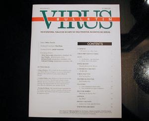 最新号である“Virus Bulletin”誌10月号も配布されていた。内容はウイルスの分析やウイルス対策ソフトのレビューなど