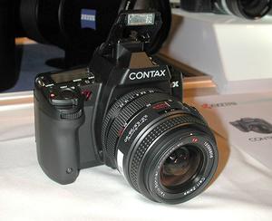 『CONTAX NX』CONTAX一眼レフとして初めてストロボを内蔵した