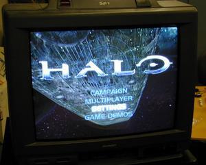 『HALO』のオープニング画面