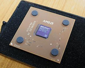 『低消費電力版AMD Athlon XPプロセッサ』