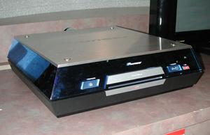 パイオニアの“DVR-Blue”規格のDVDビデオレコーダー