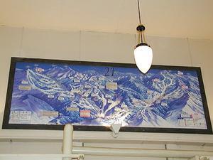 カフェ店内の志賀高原マップ