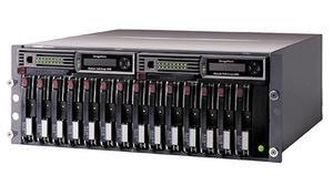 『StorageWorks by Compaq Modular SAN Array 1000』これはMSA ファブリックスイッチ6オプションキットを装着して冗長構成にした状態