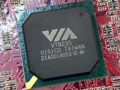 VT8235