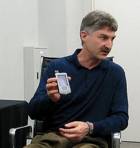米アップルコンピュータ、コンシューマー/エデュケーションモバイルプロダクツのプロダクトマーケティングディレクターであるデイヴ・ラッセル氏