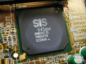 SiS645DX