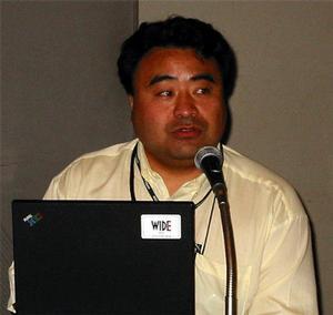 東京大学大学院情報理工学系研究科の江崎浩助教授