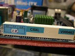 PCIスロットに「C5XL」と書かれたシール